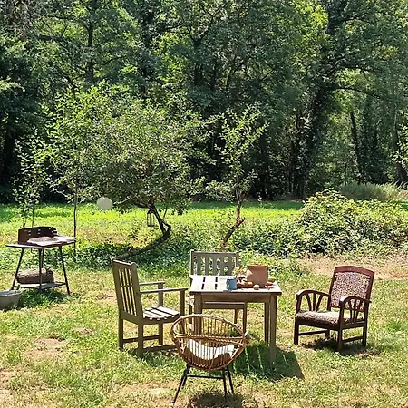 La Roulotte 4pl Confort Au Bord De La Riviere Appartamento Laguépie