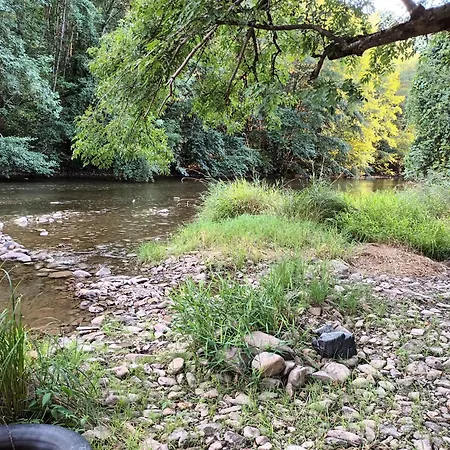 La Roulotte 4pl Confort Au Bord De La Riviere