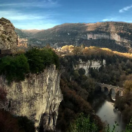 Appartamento La Roulotte 4pl Confort Au Bord De La Riviere Laguépie